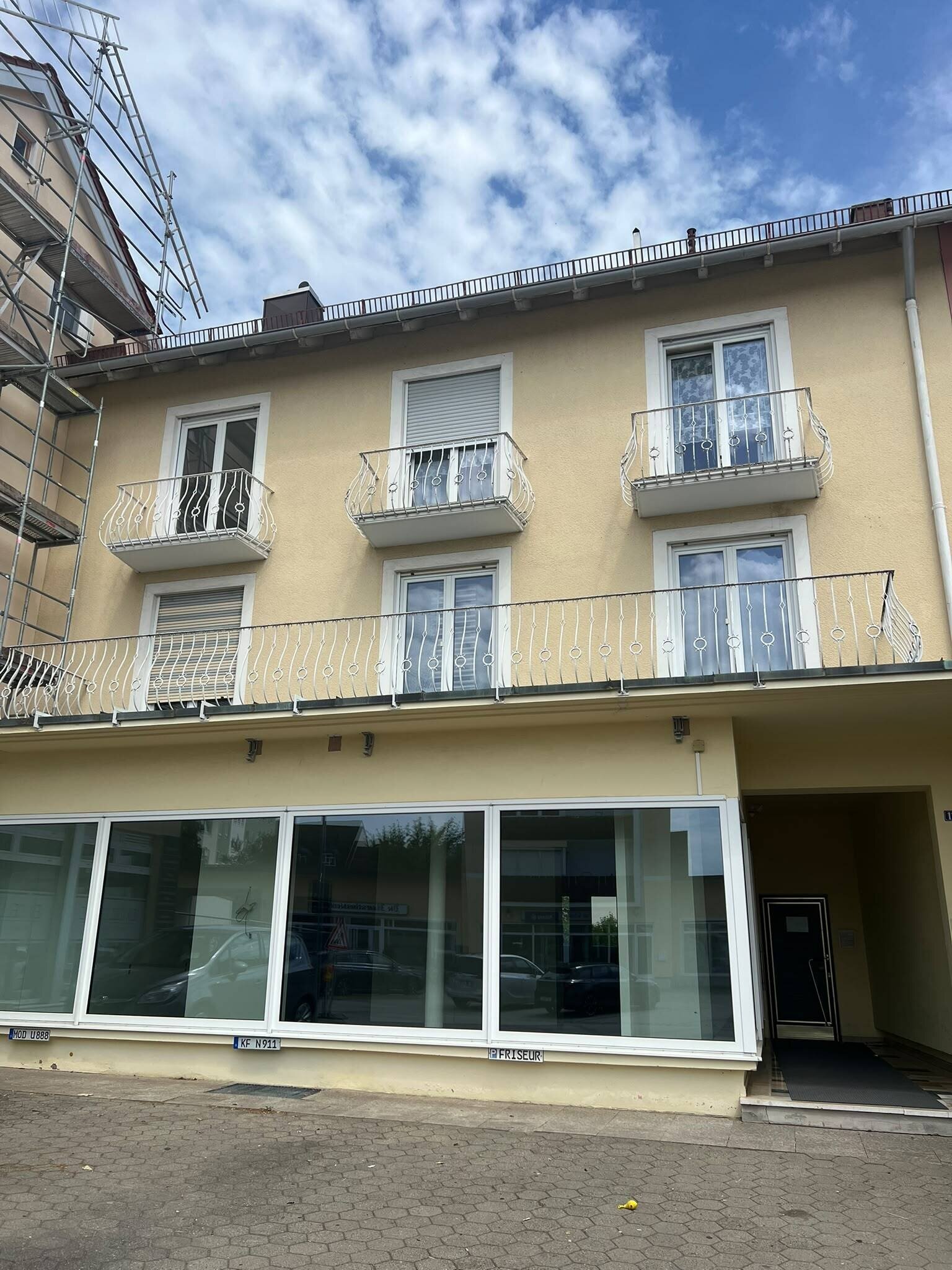 Top-Lage in Neugablonz – Helle Ladenfläche mit 105 m² Top-Lage in Neugablonz – Helle Ladenfläche mit 105 m²
