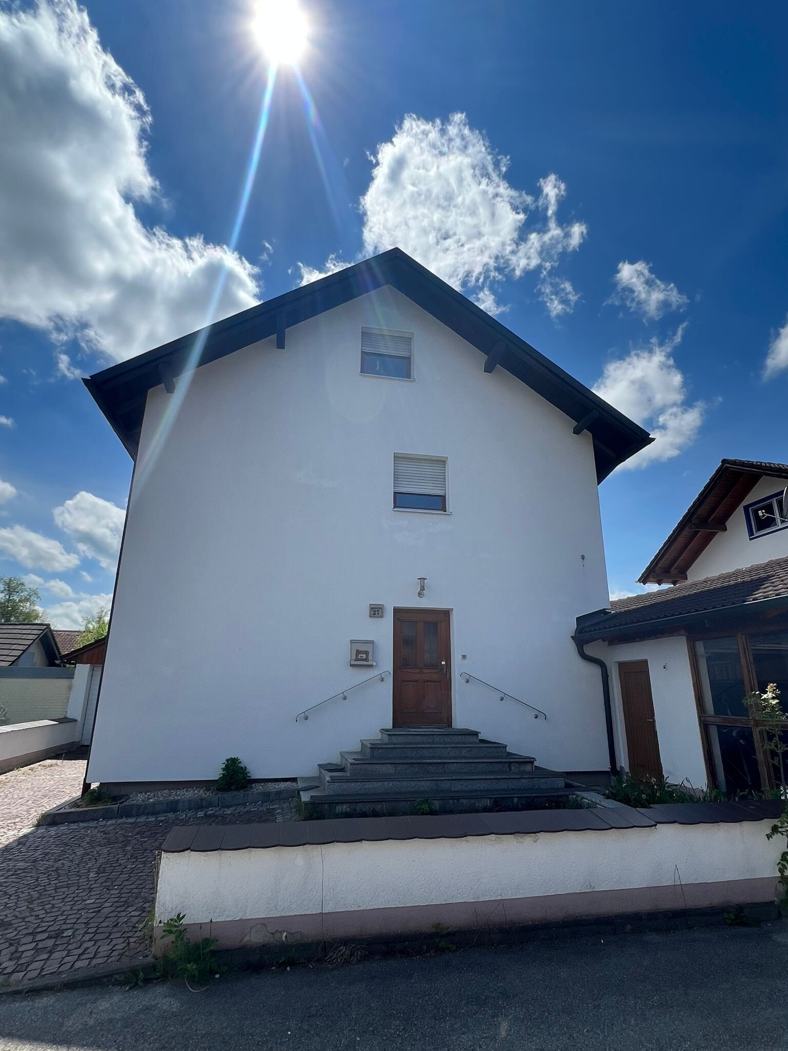 Vielseitiges Familienhaus in Altdorf – Raum für 1 bis 3 Parteien Vielseitiges Familienhaus in Altdorf – Raum für 1 bis 3 Parteien